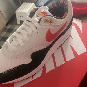 Nike Air Max 1 ‘Live Together, Learn Together’